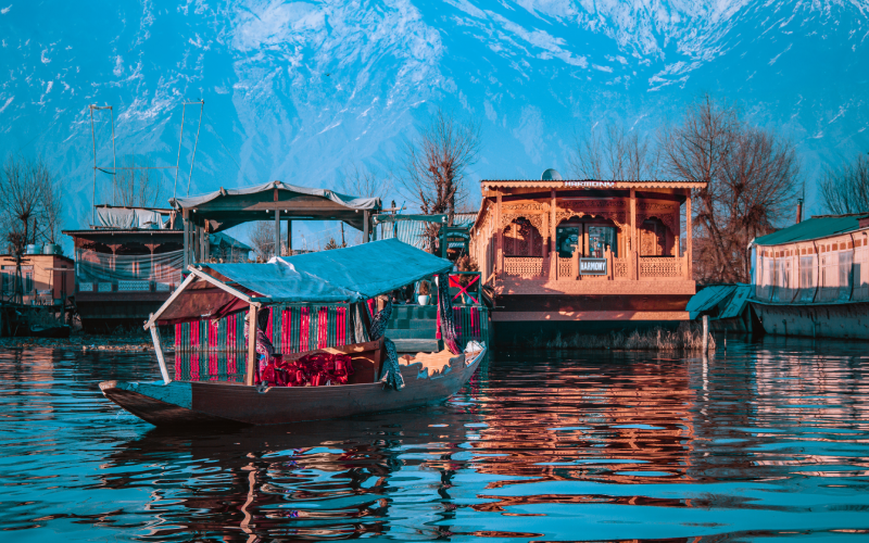 Kashmir 5 Nights 6 Days